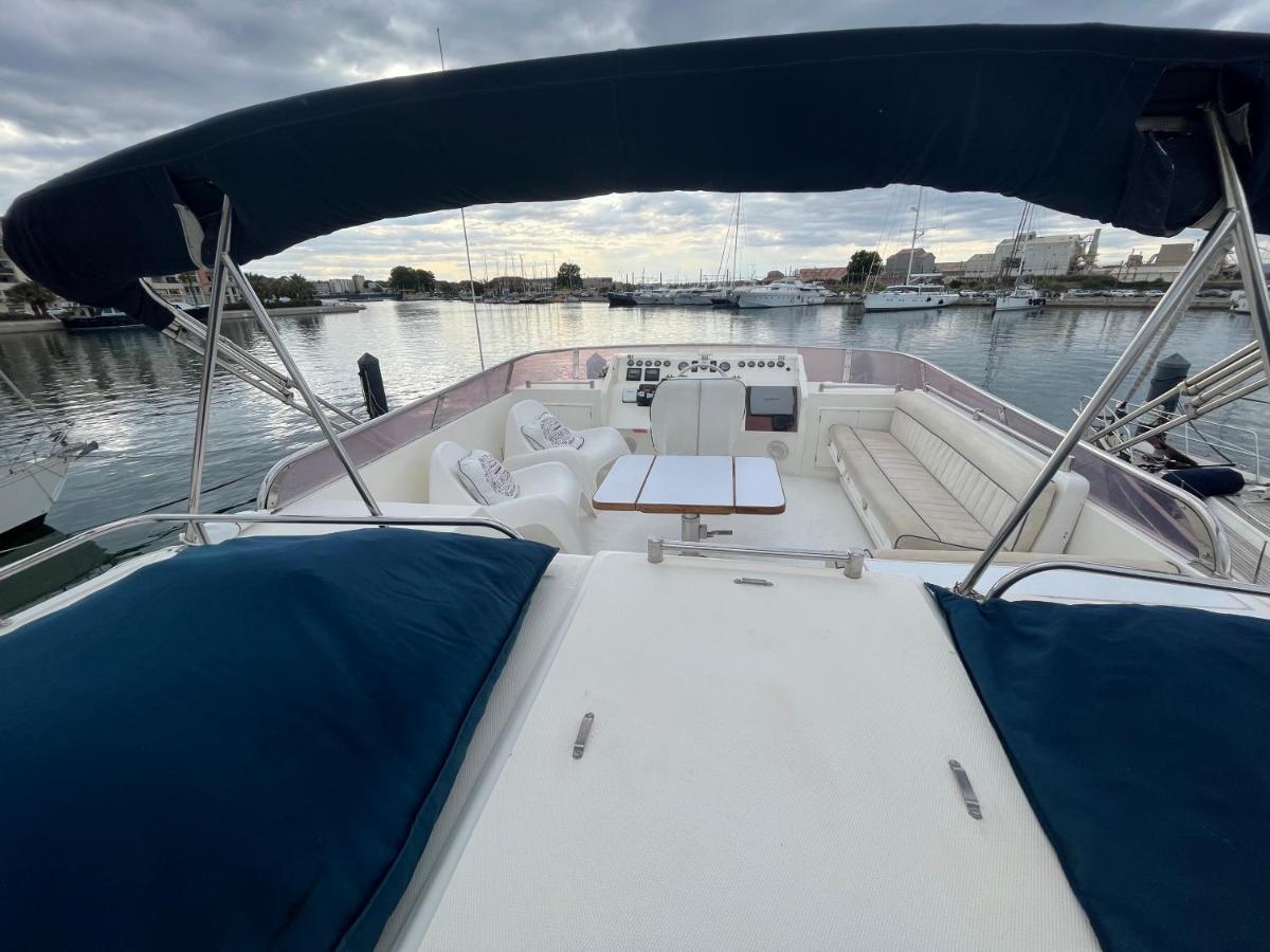 Hotel Navi Yacht A Sete, 2 A 8 Couchages, Privatif Esterno foto
